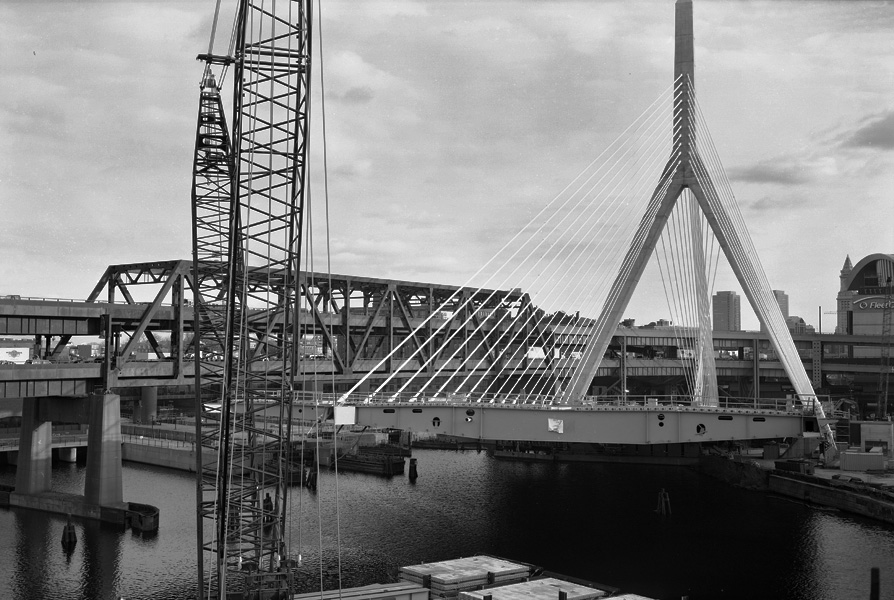 Boston Big Dig Zakim Bridge :Deck Extending from South Tower Construction